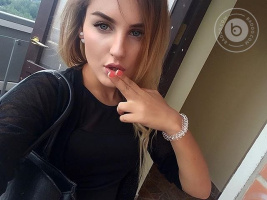 Отчаявшаяся девушка 26 лет ищет щедрого спонсора для помощи в Казани – Фото 1